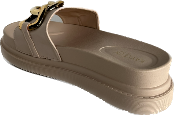 Brionna Beige & Gold Cuban Link Sandal