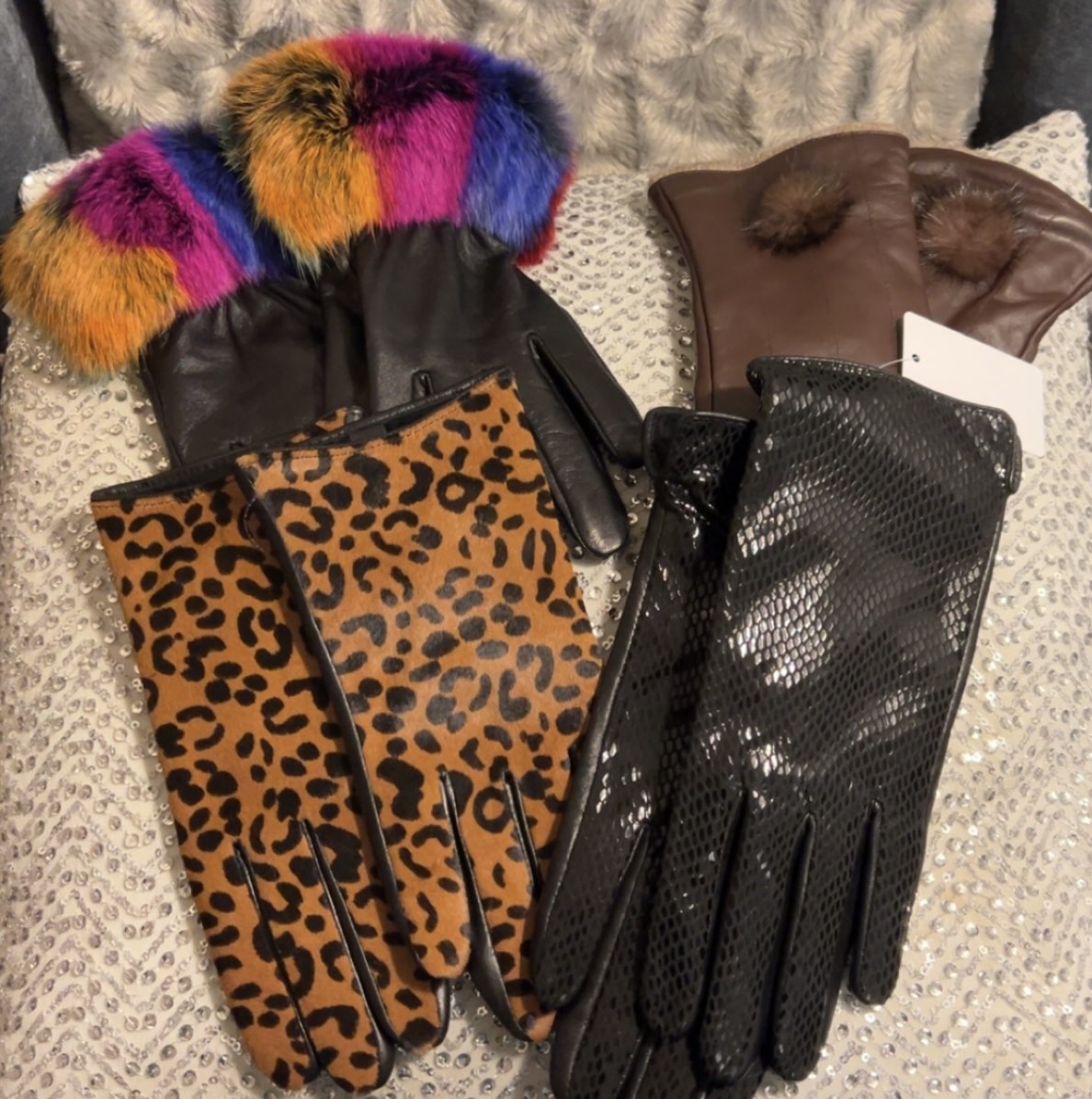 Pretty Kitty Leopard Print Fur and Leather Gloves